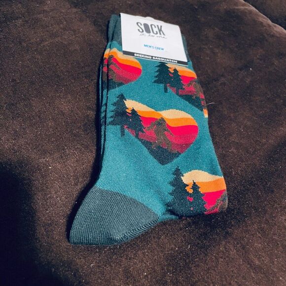 3 Pairs Sock It To Me Mens Novelty Socks Sasquatch Love, Circuit Board, Chem Lab - Picture 3 of 7